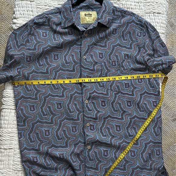 Bamboo Dreaming Brand Bamboo/Cotton Blend Button Down Shirt - Picture 4 of 12